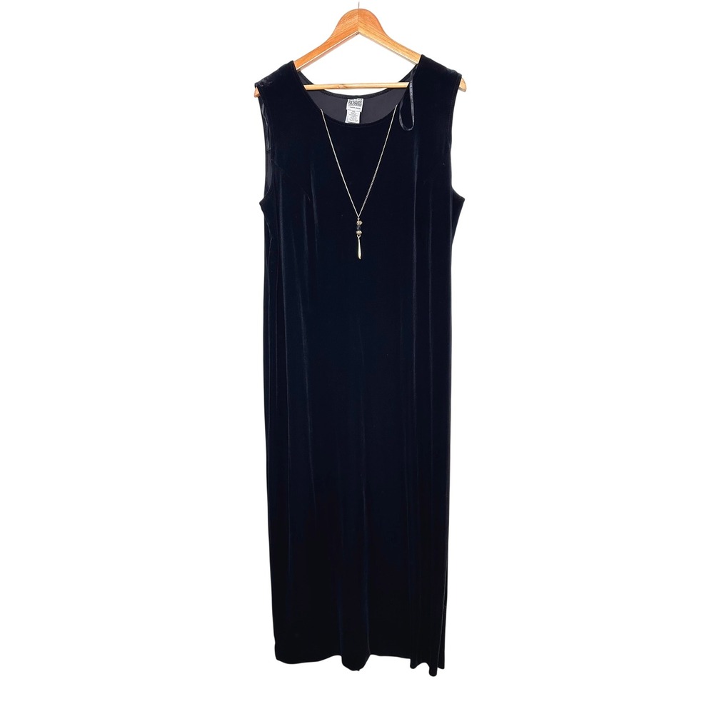 R&M Richards‎ Velvet Maxi Dress Womens 18W Black Excellent Necklace Detail